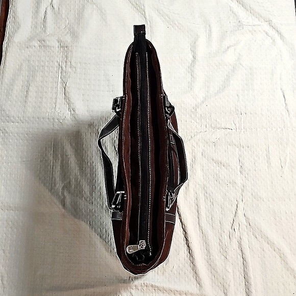 Mobile edge chocolate suede tote case - Picture 8 of 16